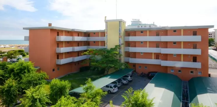 Anna apartmanház/ Lido dei Pini_1