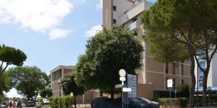 Bristol apartmanház/ Spiaggia