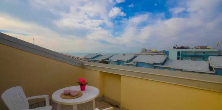 Carina apartmanház/ Lido dei Pini_2