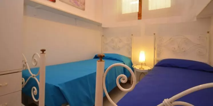 Halley apartmanház/ Pineda_2
