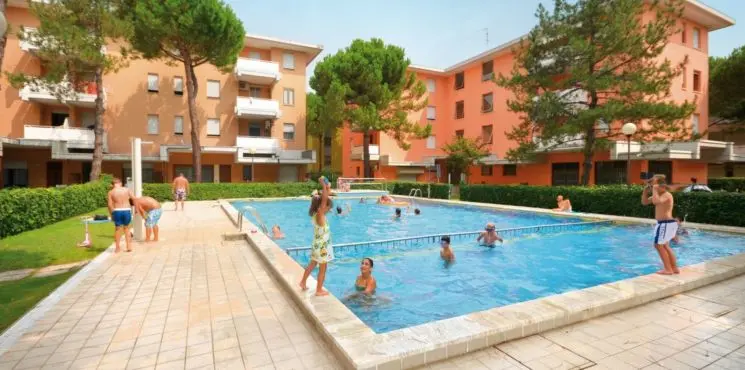 Laguna S.Elena apartmanházak/ Spiaggia