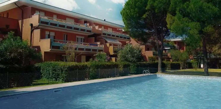 Lussinpiccolo apartmanház/ Lido dei Pini_0