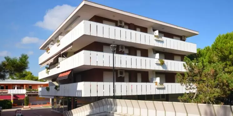 Passeggiata apartmanházak/ Lido dei Pini_2