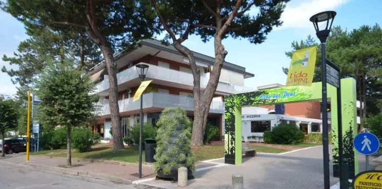 Passeggiata apartmanházak/ Lido dei Pini_3