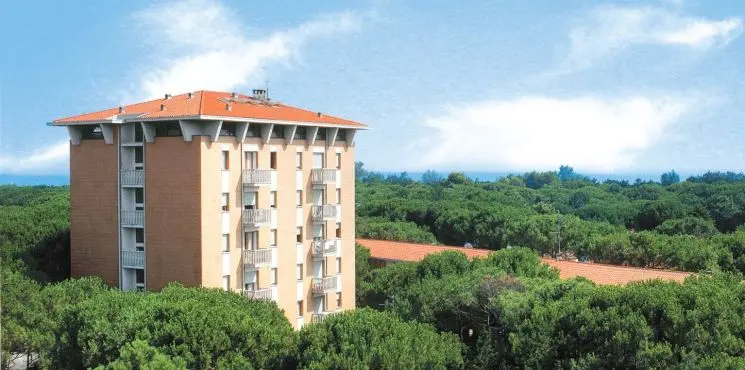 Torre Panorama apartmanház/ Pineda