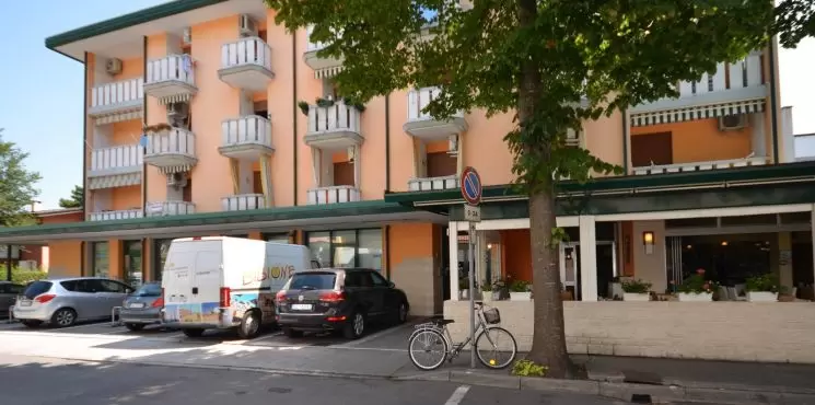 Viale Aurora apartmanházak/ Spiaggia_2