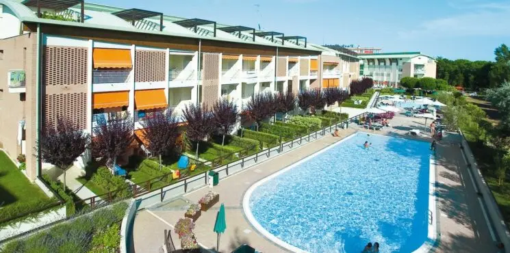 Le Acacie residenza/ Pineda