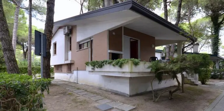 Negri villa/ Pineta