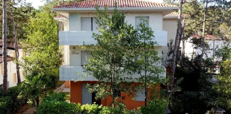 Rosanna villa/ Pineta