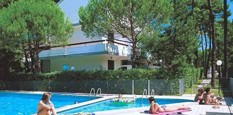 Burchiello villagio/ Pineta