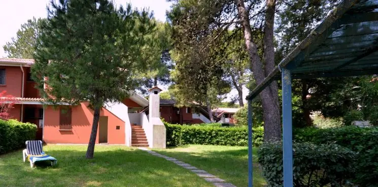 delle Meduse villaggio/ Lido dei Pini