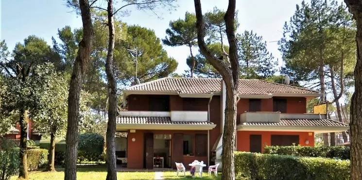 delle Meduse villaggio/ Lido dei Pini_1