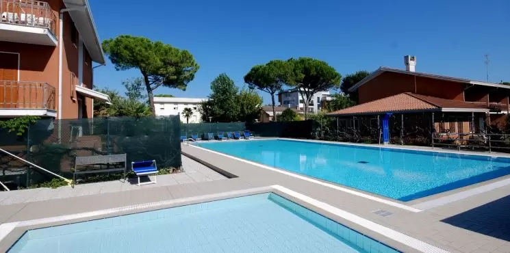 Giardino villaggio/ Sabbiadoro_1