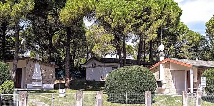 Laura villaggio/ Riviera_0
