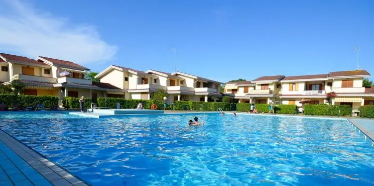 Loriana villaggio/ Spiaggia