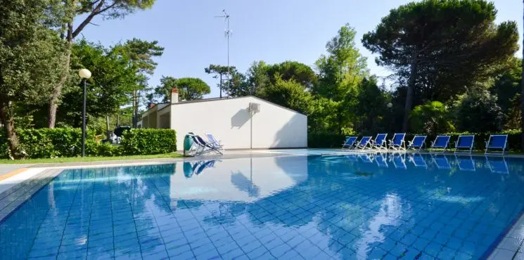 Paradiso villaggio/ Lido del Sole