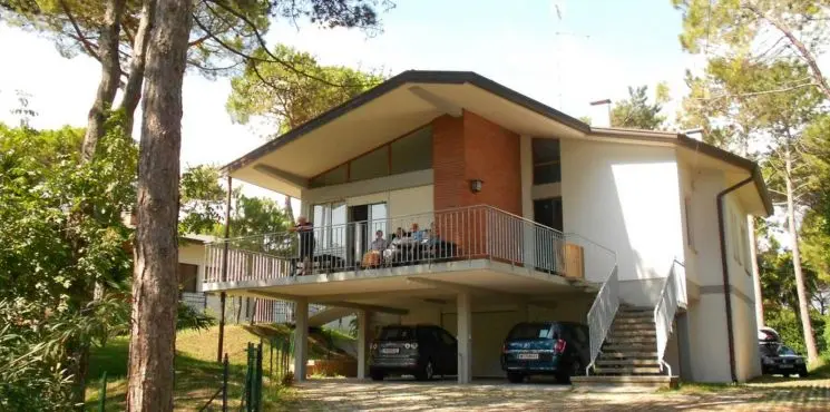 Alba Alessandra villa/ Pineta